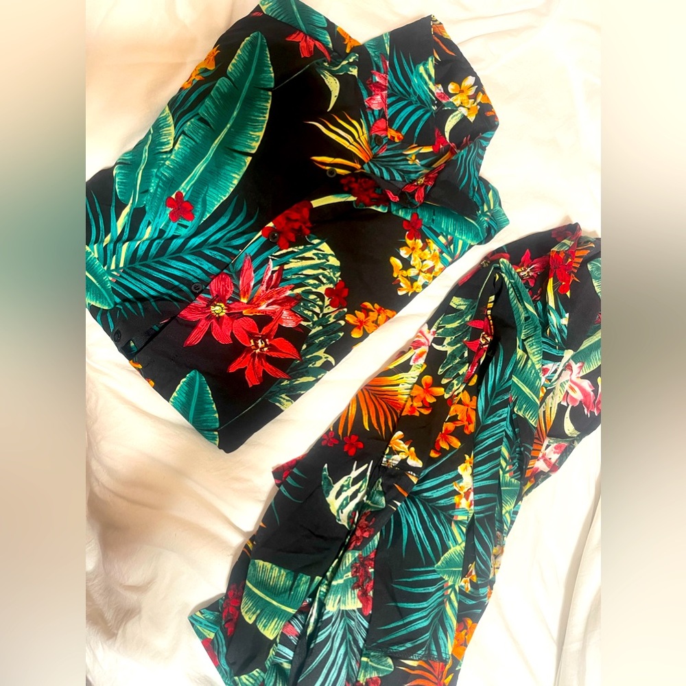 Matching couples Hawaii fits!